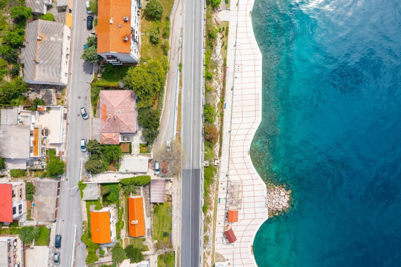 Apartments By The Beach Adela Senj Senj  Zewnętrze zdjęcie