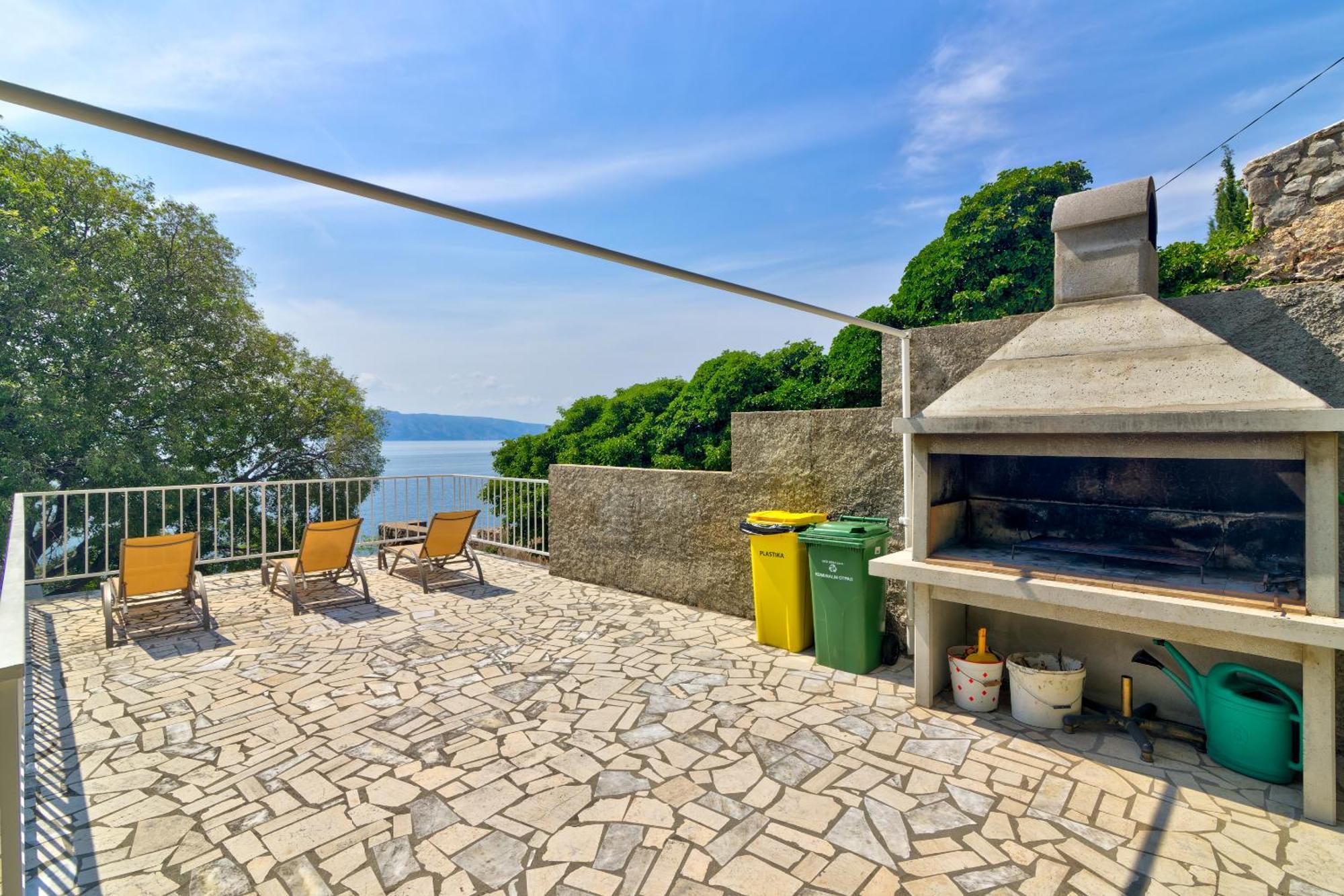 Apartments By The Beach Adela Senj Senj  Zewnętrze zdjęcie